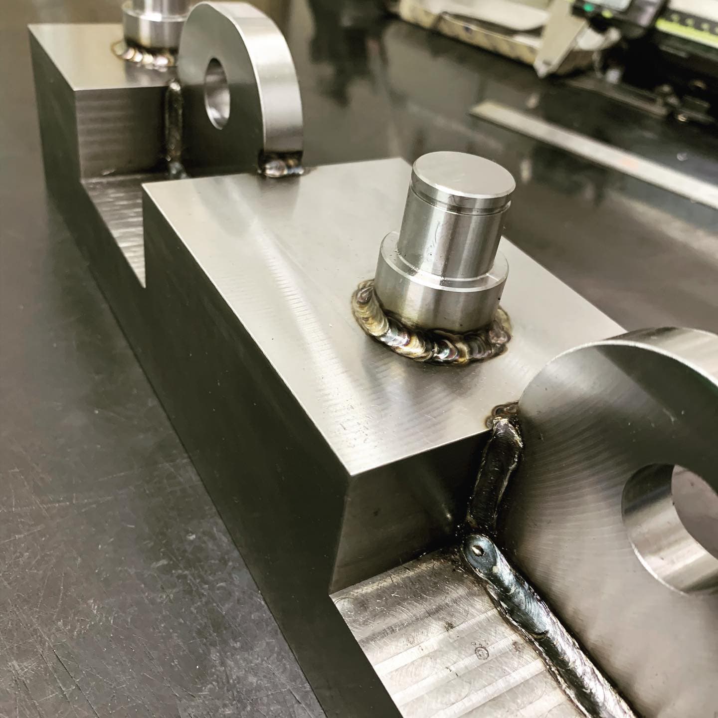 日本ジオニック株式会社,金属加工,金属精密加工,溶接、製缶,マシニング,旋盤,NC旋盤,フライス,町工場,3次元加工